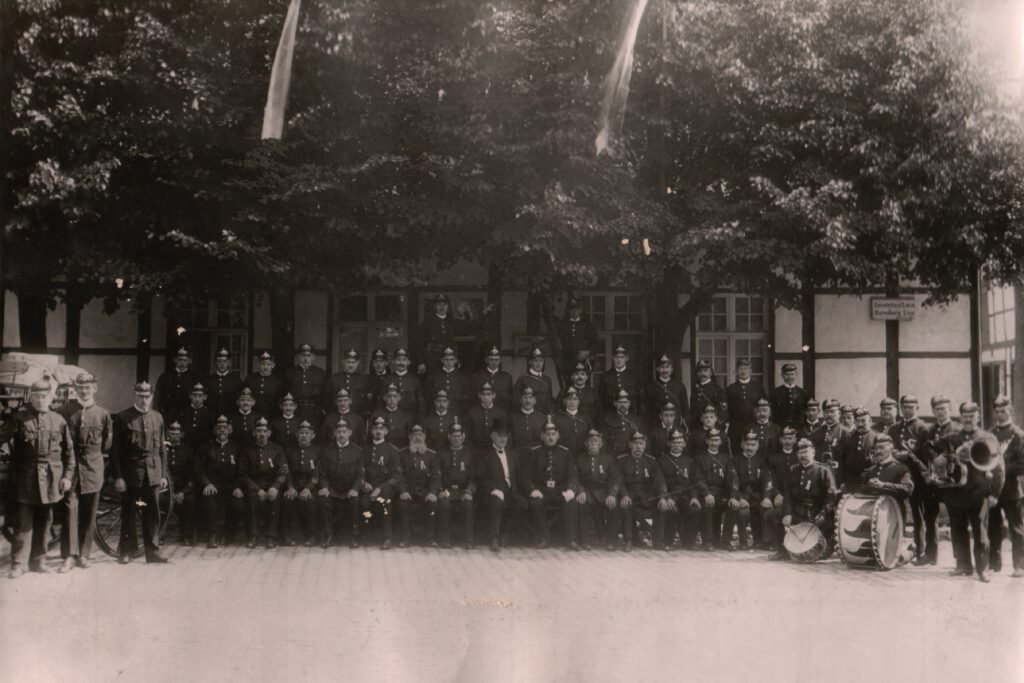 Freiwillige Feuerwehr und Feuerwehrkapelle im Jubiläumsjahr 1924