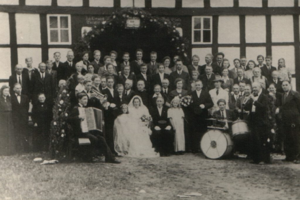 Hochzeit in Steinbeck, 1930er